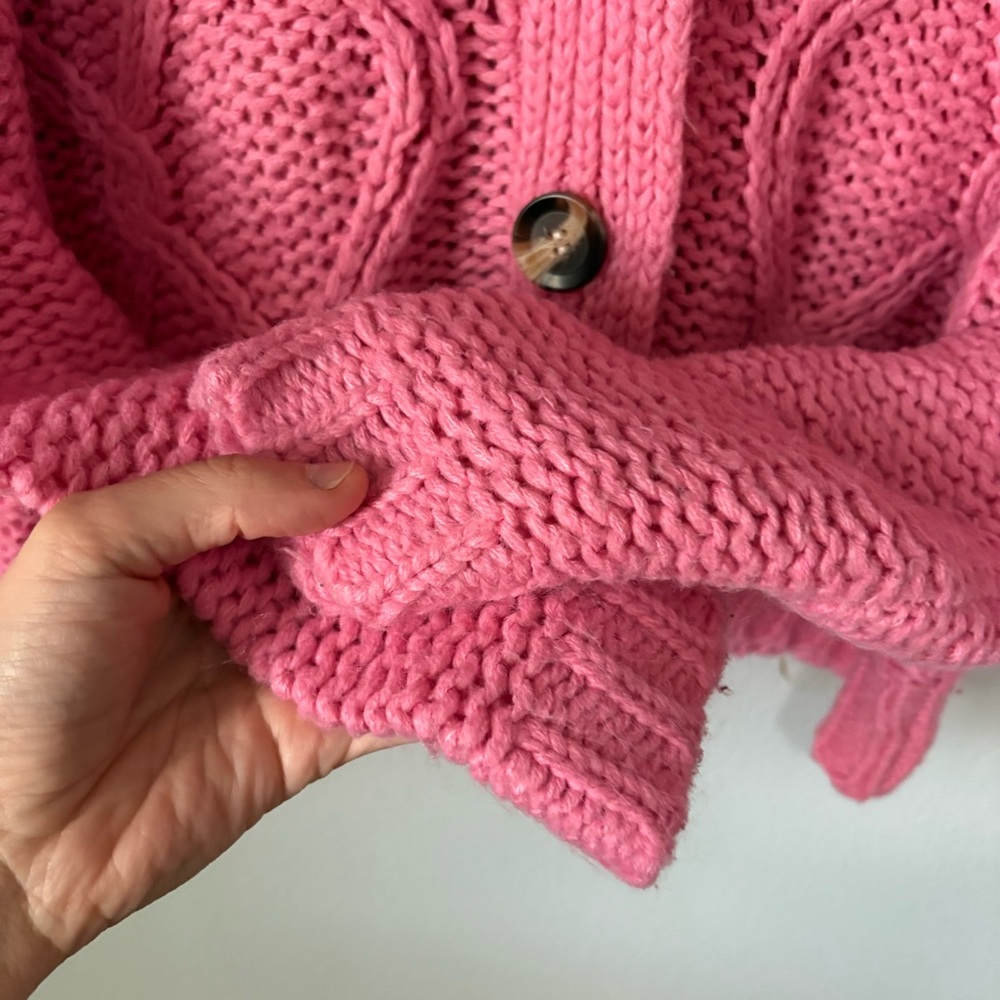Pink Cable Knit Women's Sweater - Picture 4 of 8